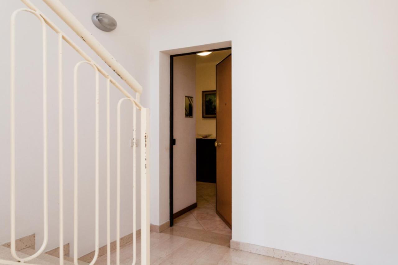 Relax In Collina Appartement Misano Adriatico Buitenkant foto